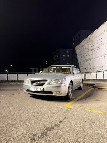 Hyundai Sonata-2