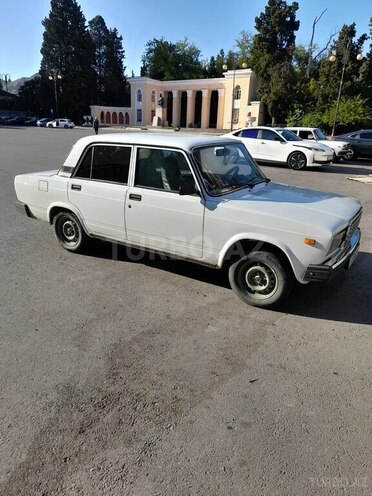 LADA (VAZ) 2107-4
