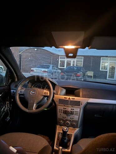 Opel Astra-9