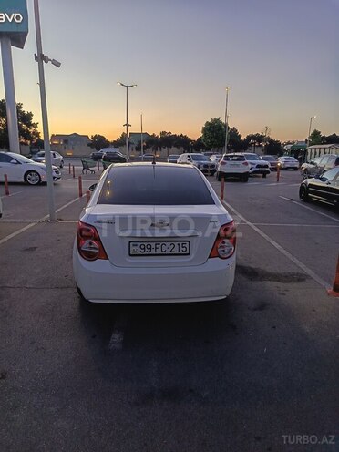 Chevrolet Aveo-6