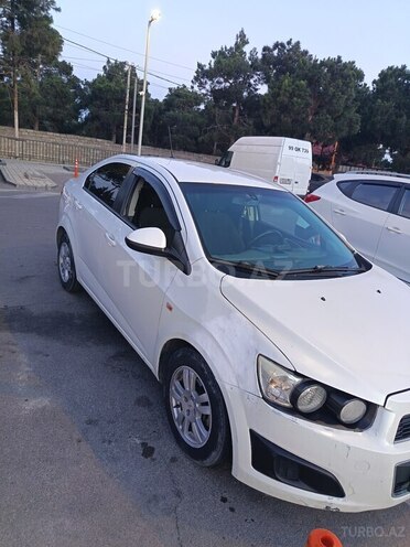 Chevrolet Aveo-9