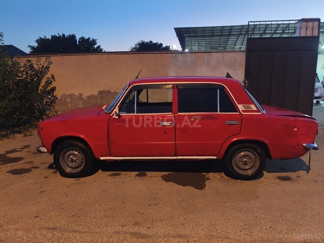 LADA (VAZ) 21013-5
