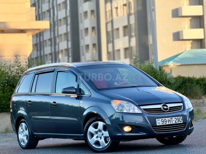 Opel Zafira-4