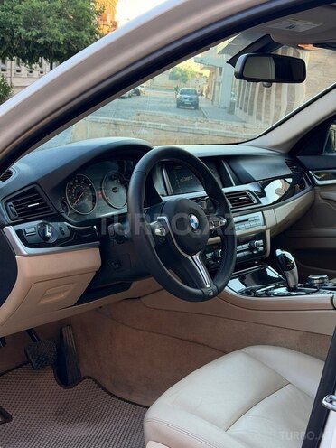 BMW 528-9