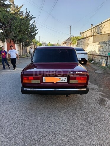 LADA (VAZ) 2107-2