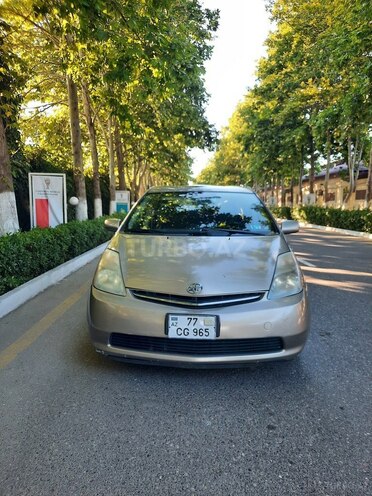 Toyota Prius-1
