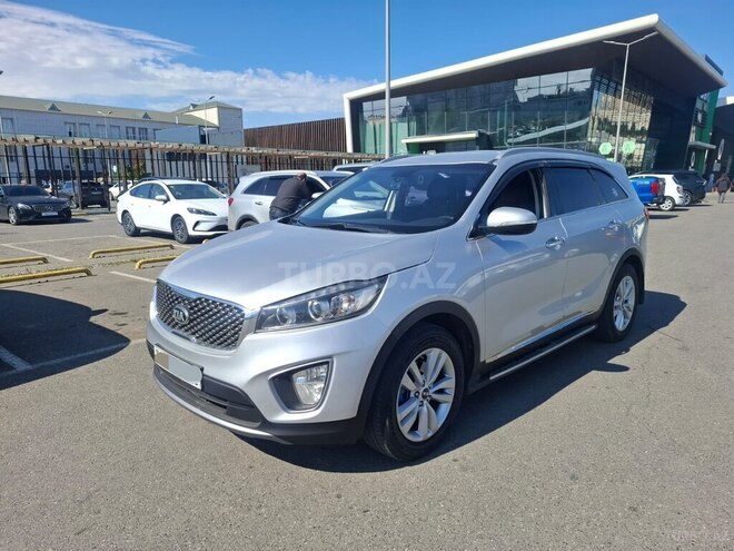 Kia Sorento-1