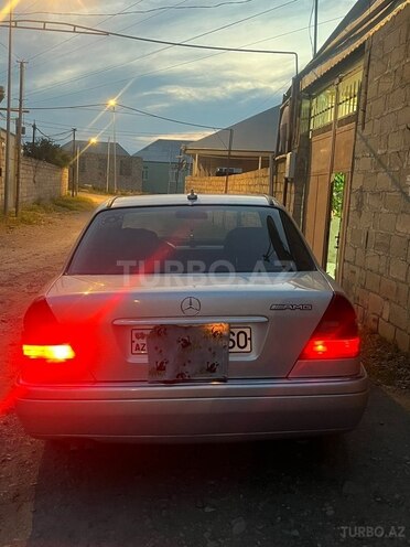 Mercedes C 200-2