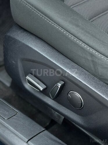 Ford Fusion (North America)-13