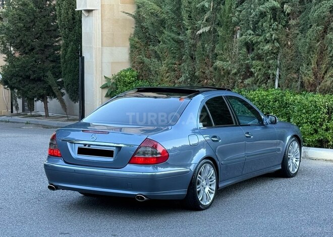 Mercedes E 220-7