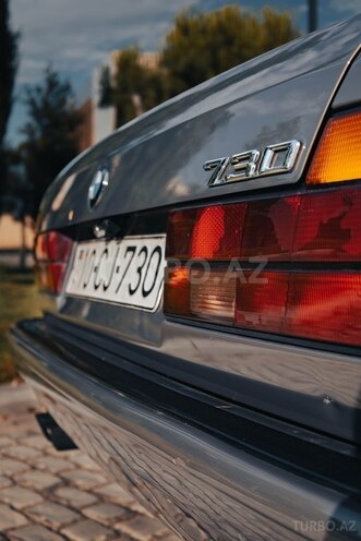 BMW 730-4