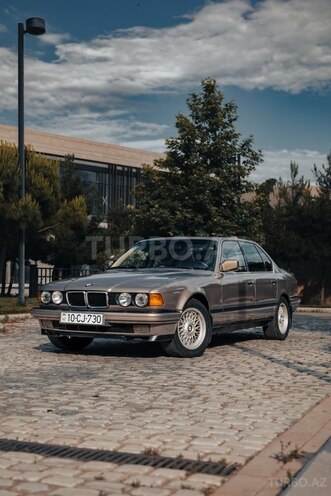 BMW 730-1