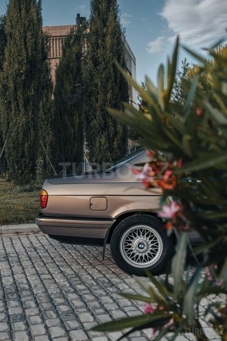 BMW 730-10