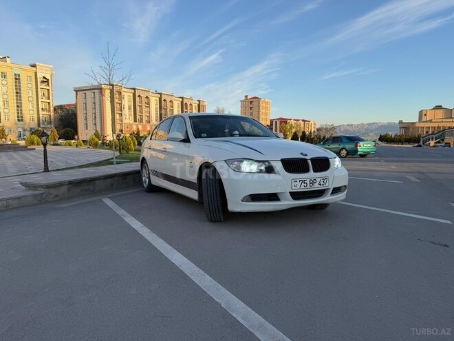 BMW 320-4