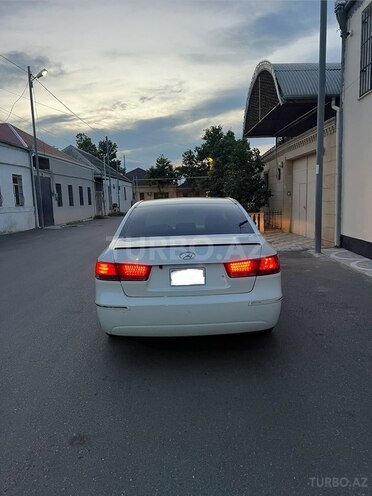 Hyundai Sonata-9