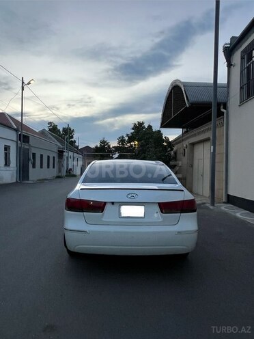 Hyundai Sonata-4