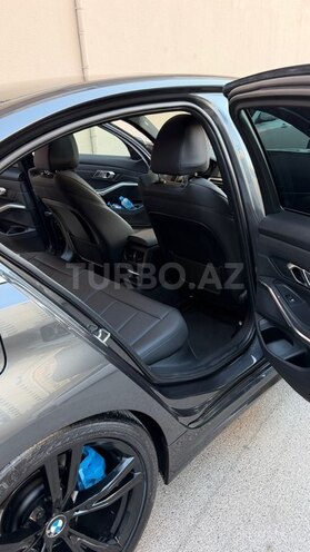 BMW 330-13