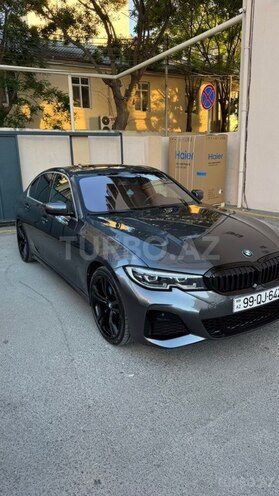 BMW 330-2