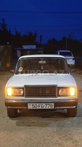 LADA (VAZ) 2107-1