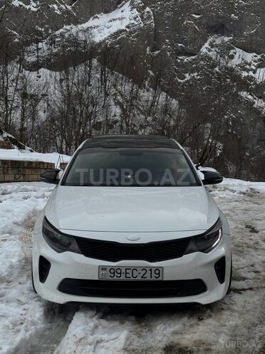 Kia K5-1