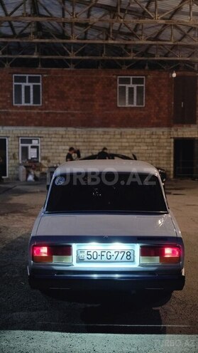 LADA (VAZ) 2107-2