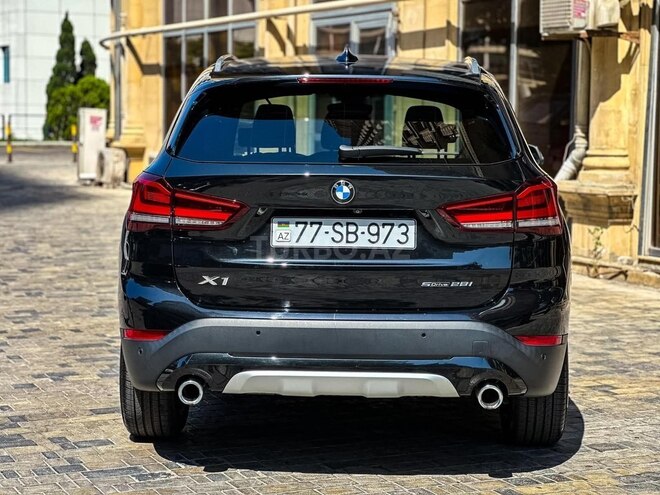 BMW X1-3