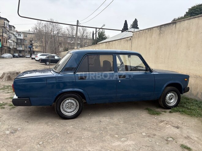 LADA (VAZ) 2107-4