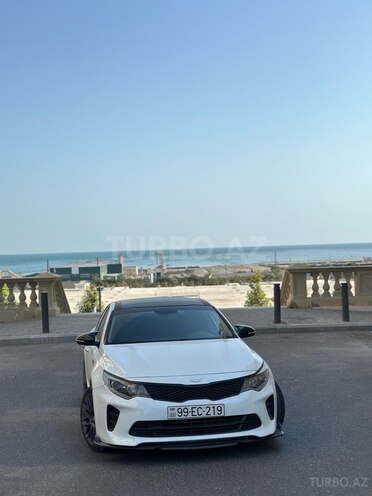 Kia K5-3