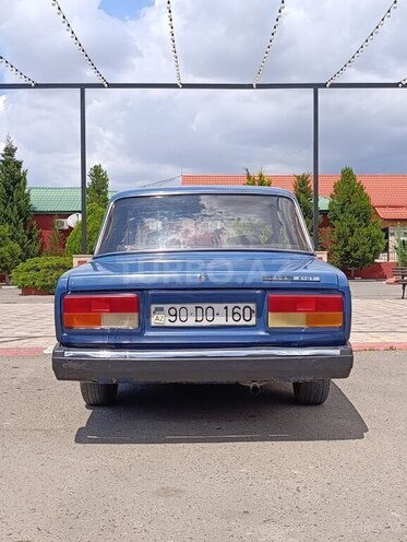 LADA (VAZ) 2107-2