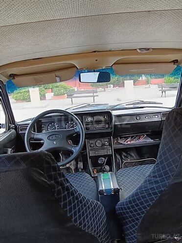 LADA (VAZ) 2107-8