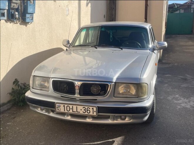 GAZ 3110 "Volga"-1