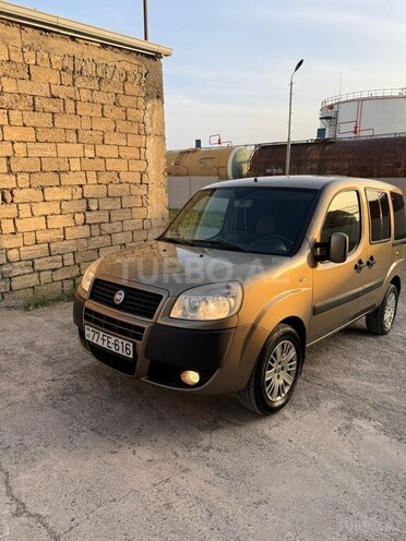 Fiat Doblo-1