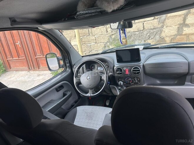 Fiat Doblo-11