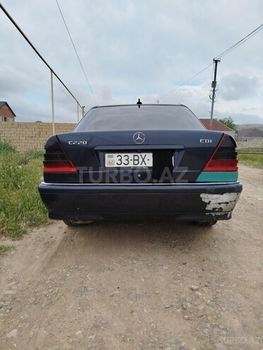 Mercedes C 220-2