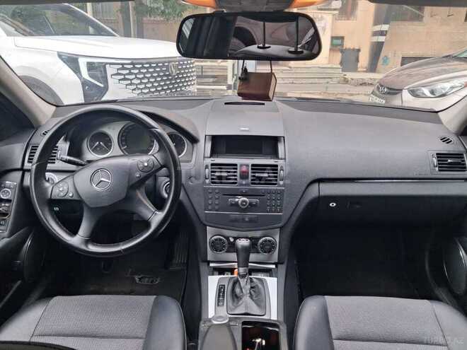 Mercedes C 200-8