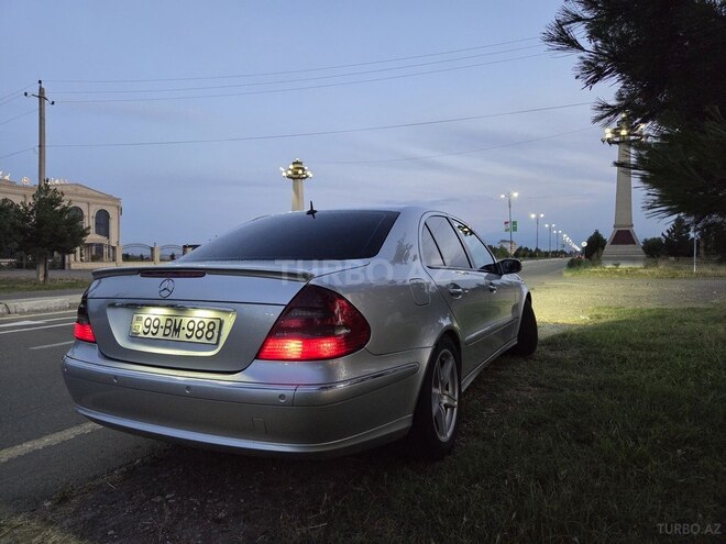 Mercedes E 220-3