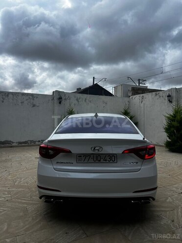Hyundai Sonata-8