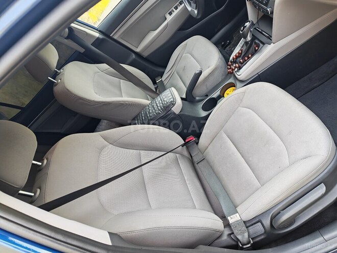 Hyundai Elantra-7