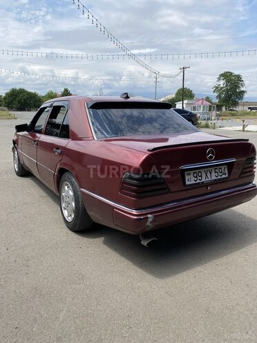 Mercedes 250 D-5
