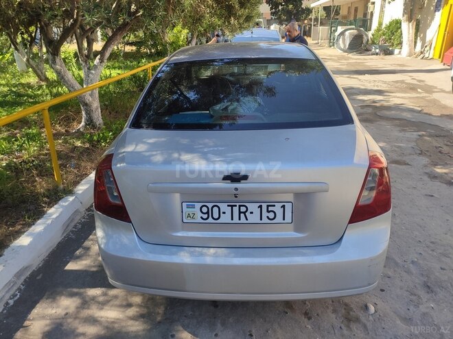 Chevrolet Lacetti-3