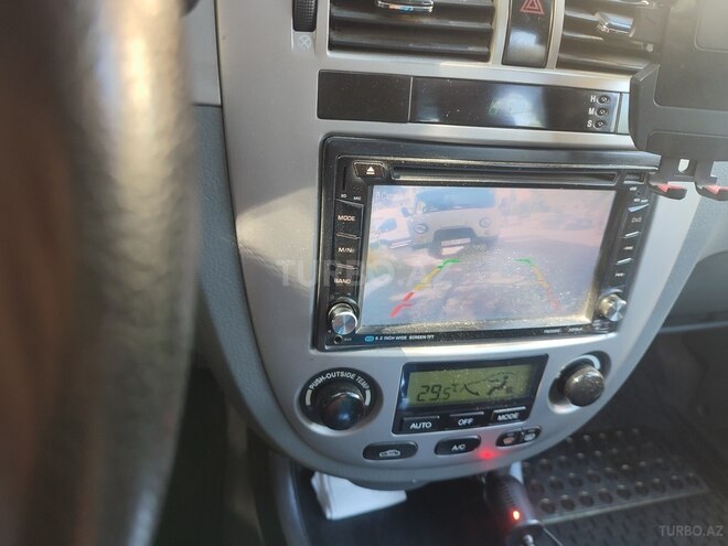 Chevrolet Lacetti-8
