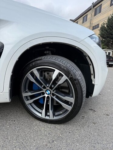 BMW X6-16