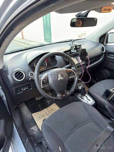 Mitsubishi Attrage-3