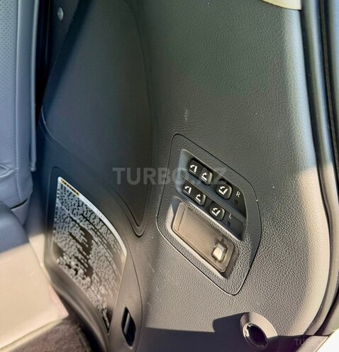 Lexus LX 570-9