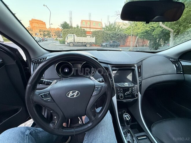 Hyundai Sonata-3