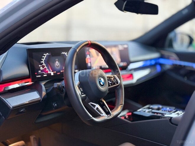 BMW i5-10