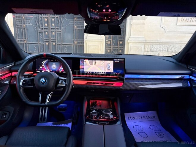 BMW i5-12