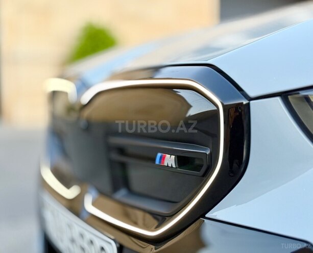 BMW i5-9