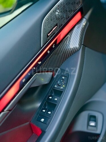 BMW i5-14