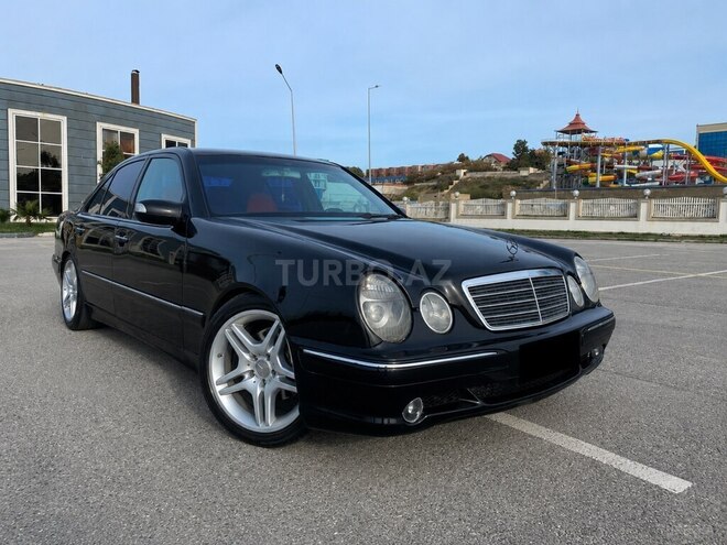 Mercedes E 250-10